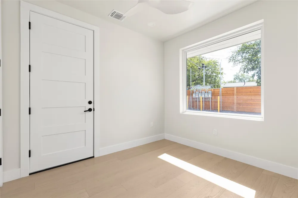 100 W Odell Street #3 Austin, TX 78752