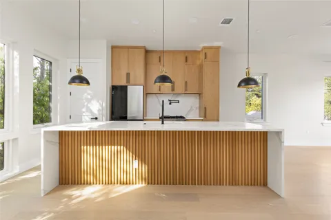 100 W Odell Street #3
