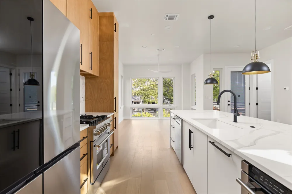 100 W Odell Street #3 Austin, TX 78752