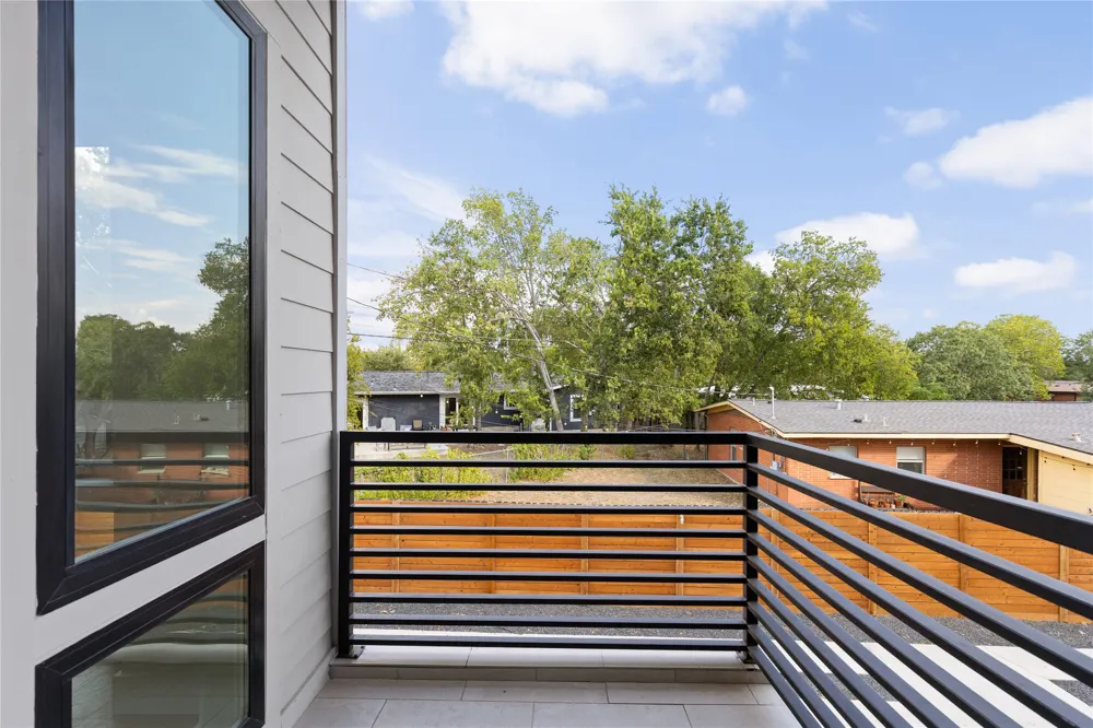 100 W Odell Street #3 Austin, TX 78752