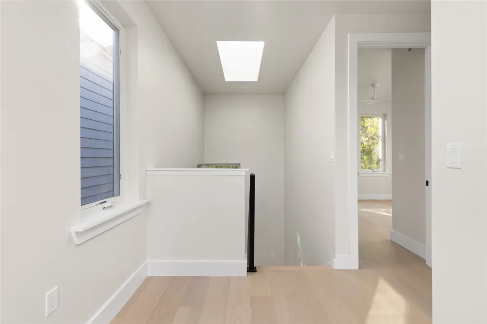 100 W Odell Street #3 Austin, TX 78752