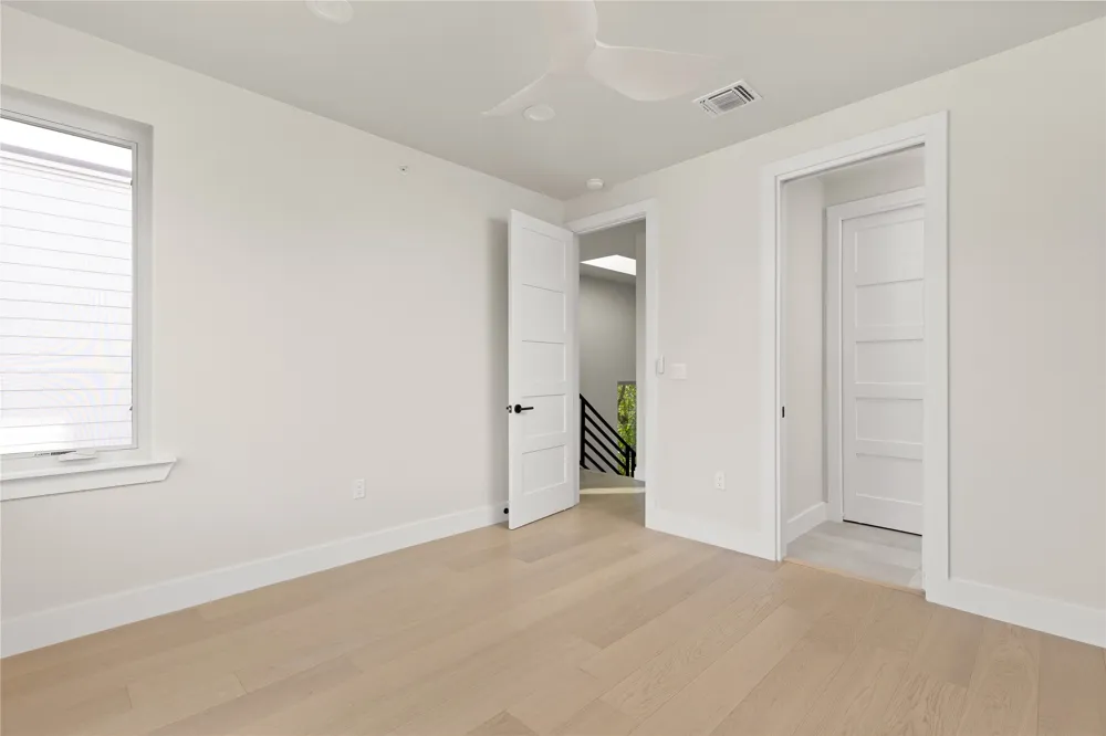 100 W Odell Street #3 Austin, TX 78752