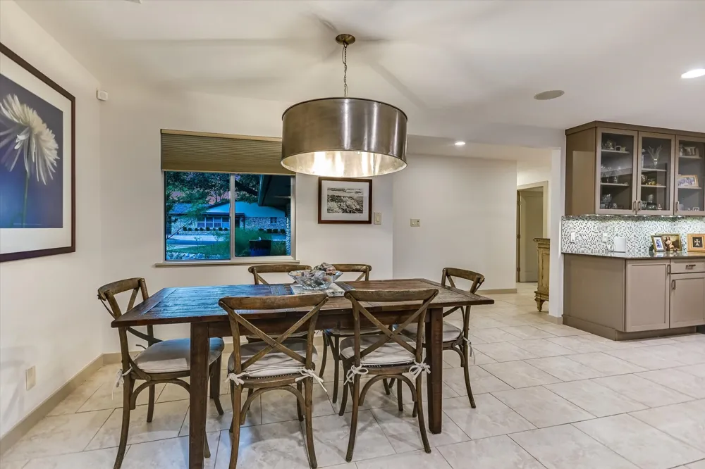 7101 Sungate Drive Austin, TX 78731