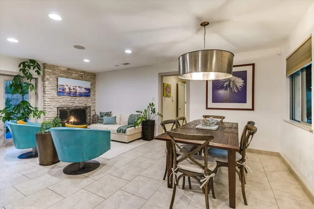 7101 Sungate Drive Austin, TX 78731