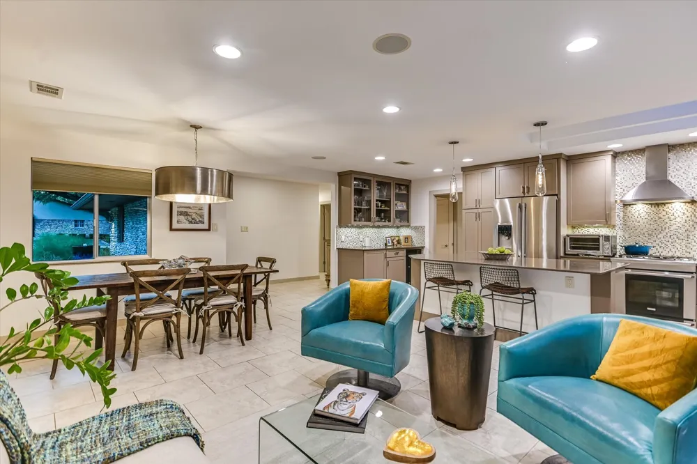 7101 Sungate Drive Austin, TX 78731