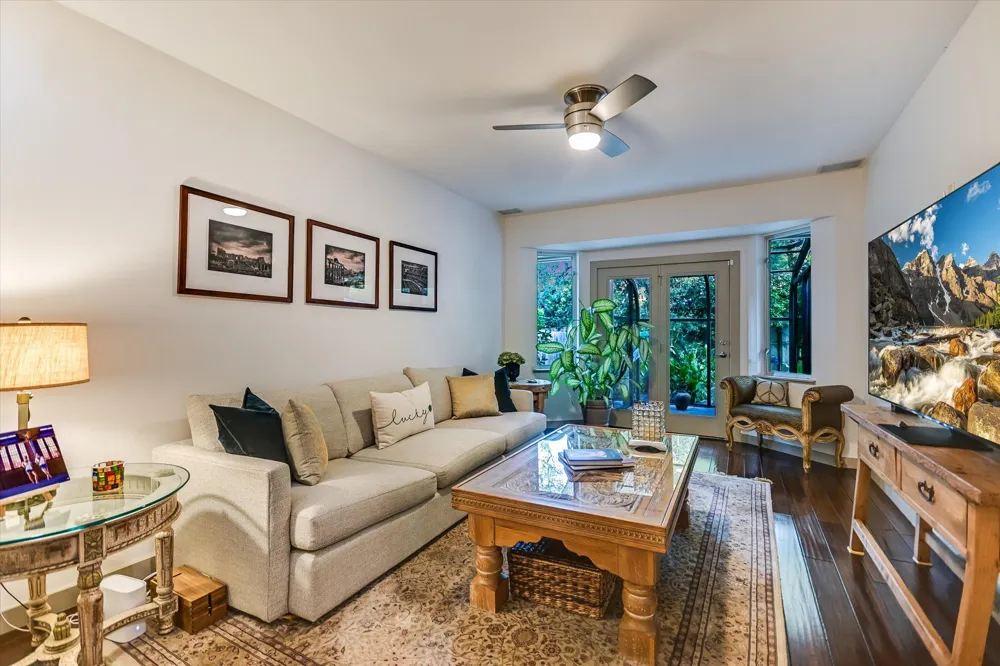 7101 Sungate Drive Austin, TX 78731