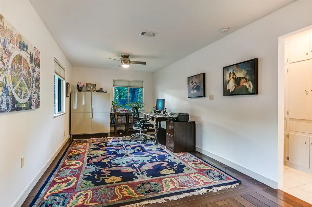 7101 Sungate Drive Austin, TX 78731