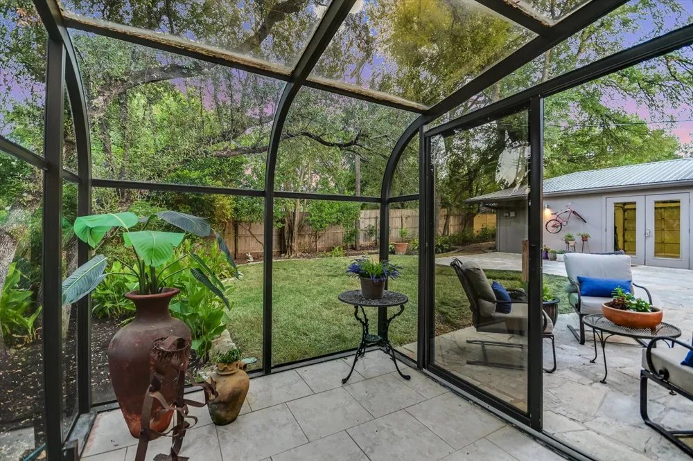 7101 Sungate Drive Austin, TX 78731