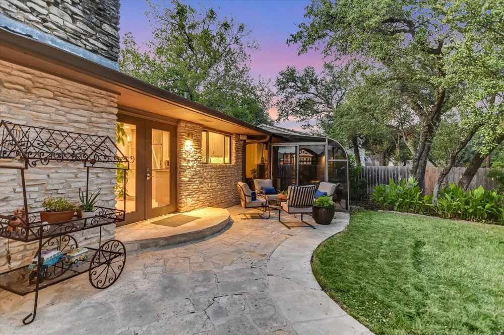 7101 Sungate Drive Austin, TX 78731