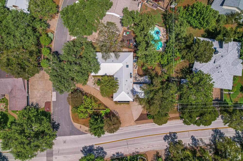 7101 Sungate Drive Austin, TX 78731