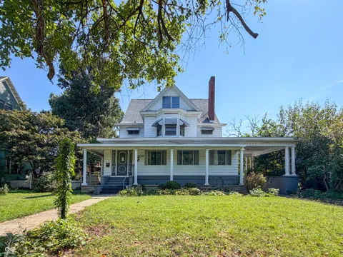 2209 9th Street