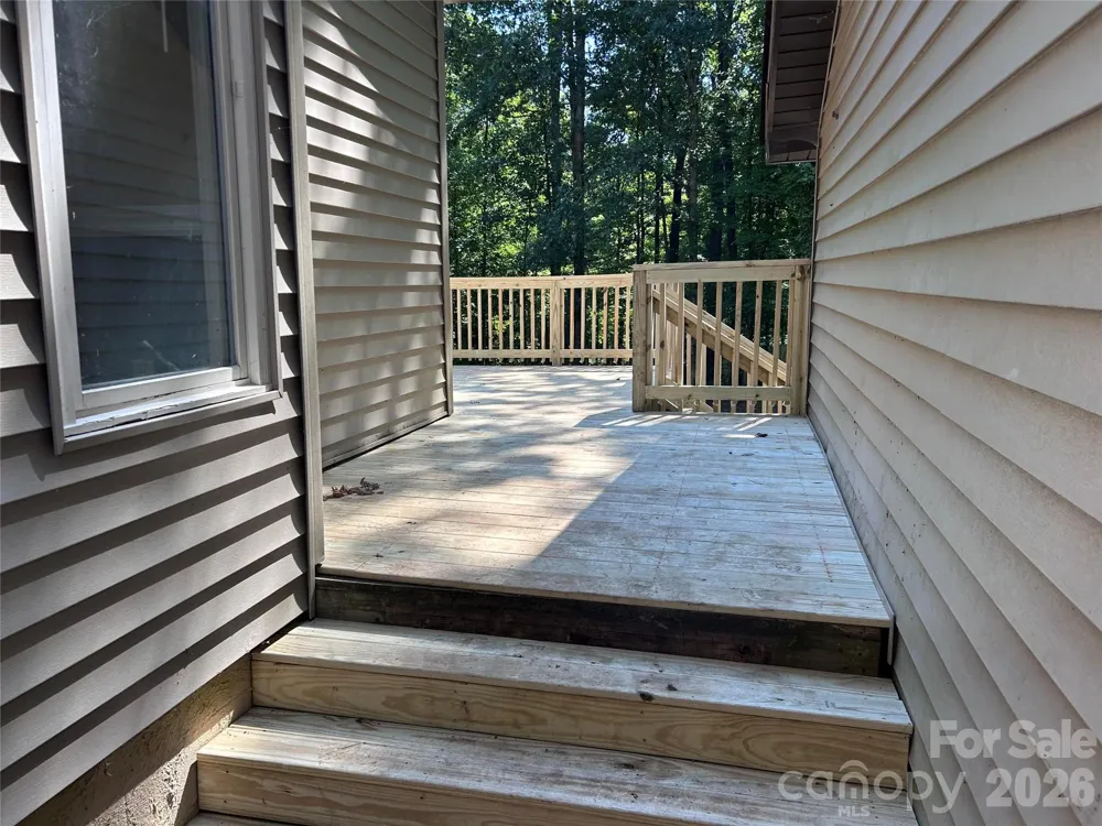 8209 Addison Drive Harrisburg, NC 28075
