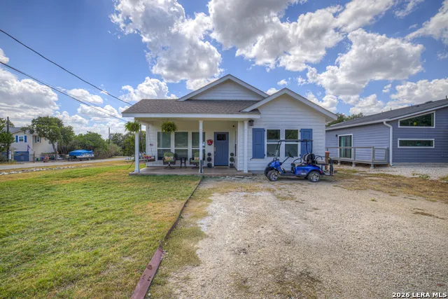 2870 Candlelight Canyon Lake, TX 78133