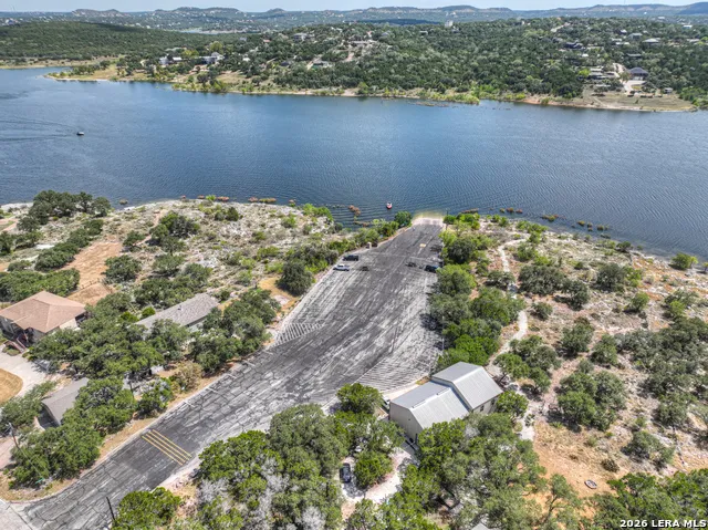 2870 Candlelight Canyon Lake, TX 78133