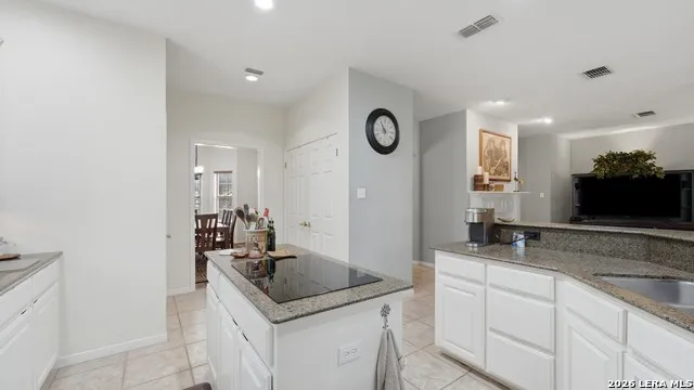 632 MISSION VIEW CT New Braunfels, TX 78130