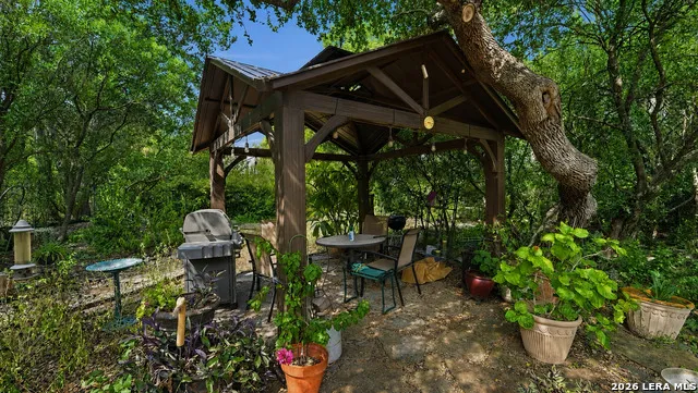 632 MISSION VIEW CT New Braunfels, TX 78130