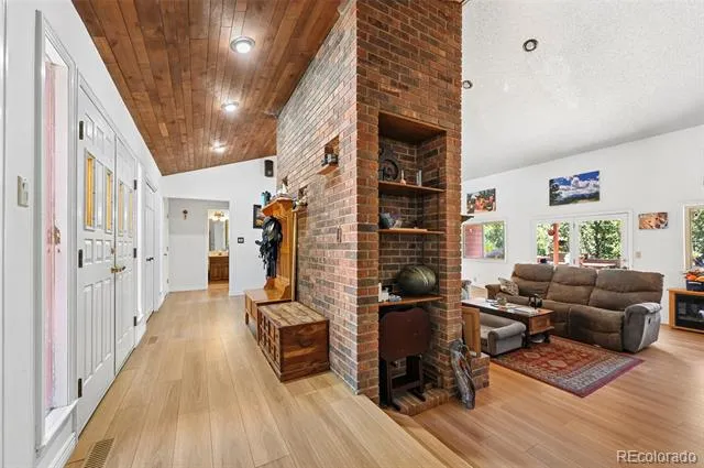 135 W Rangely Drive Colorado Springs, CO 80921