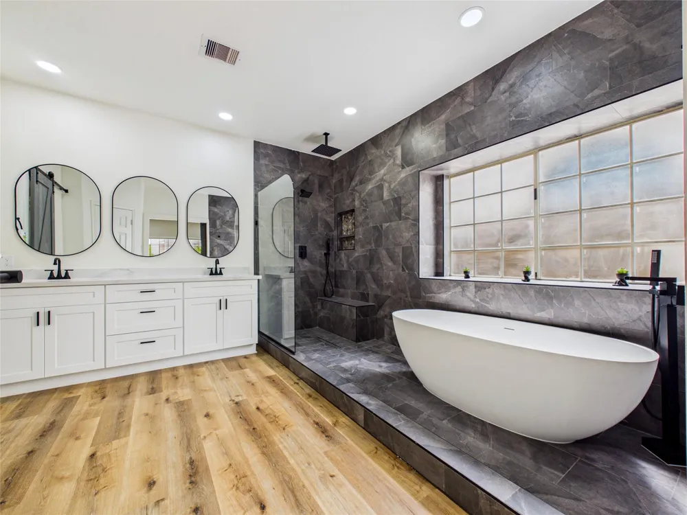 1922 Tipperary Drive Deer Park, TX 77536