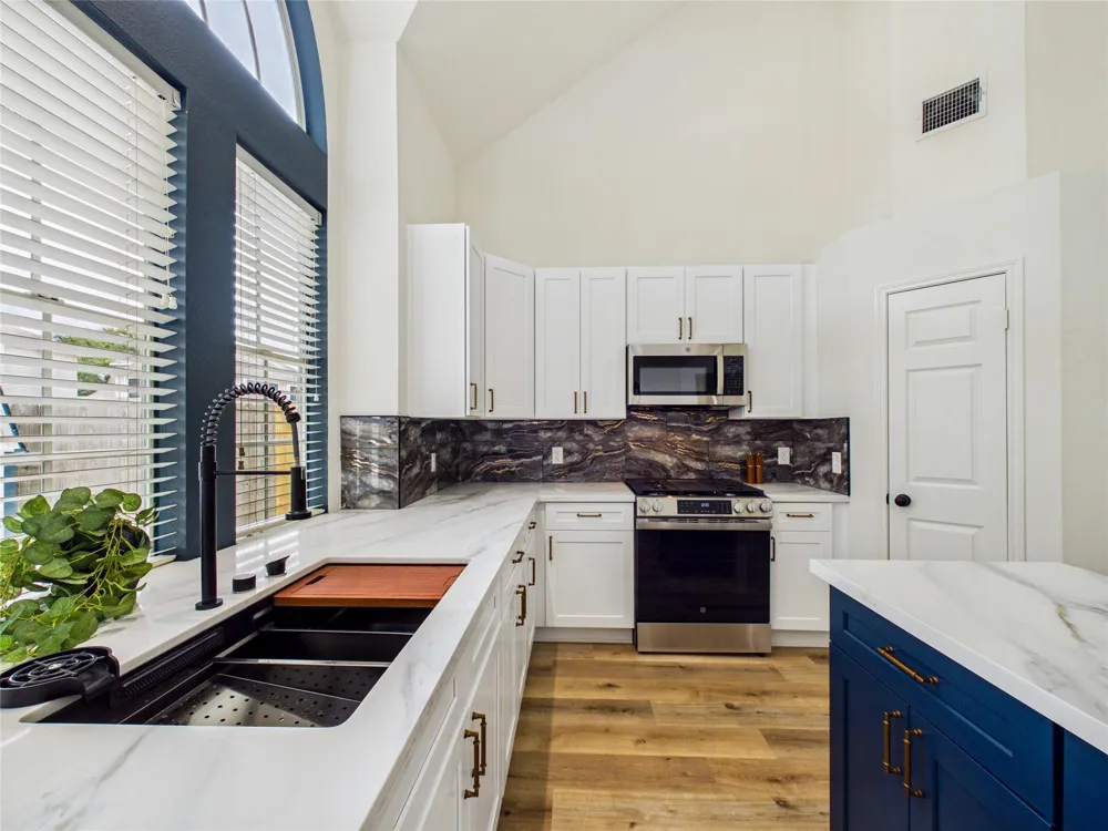 1922 Tipperary Drive Deer Park, TX 77536