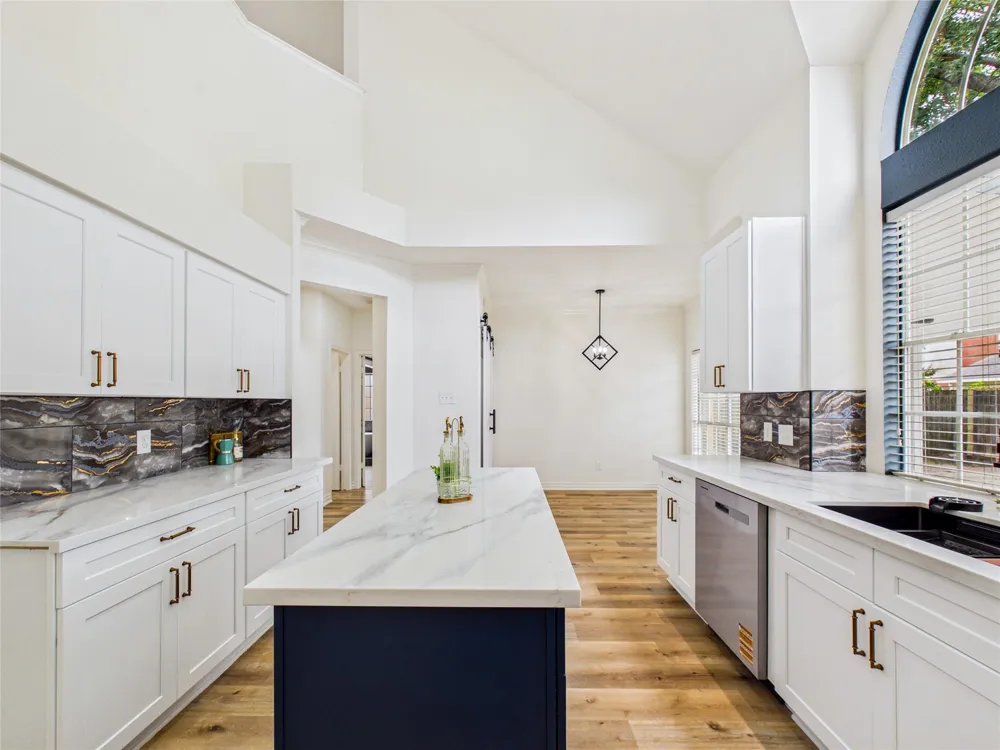 1922 Tipperary Drive Deer Park, TX 77536