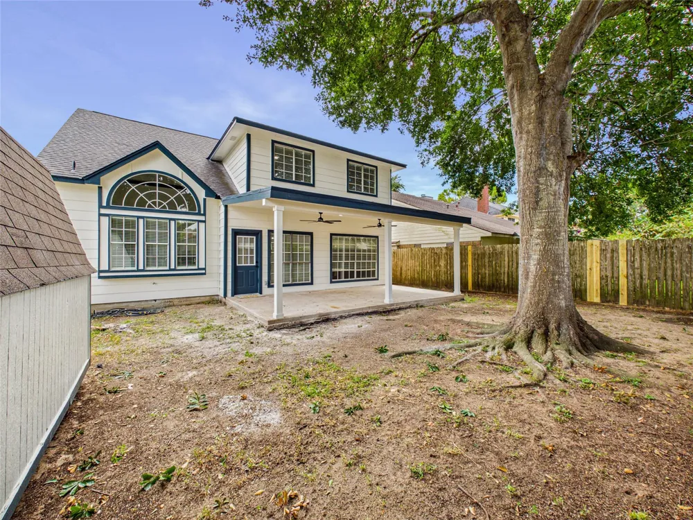1922 Tipperary Drive Deer Park, TX 77536