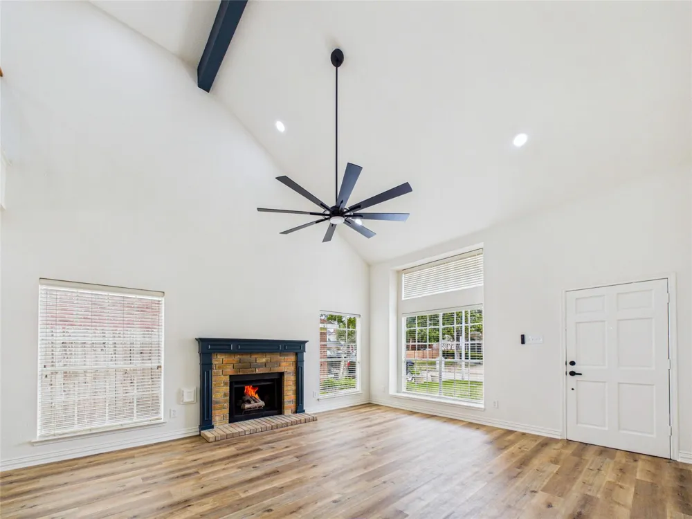 1922 Tipperary Drive Deer Park, TX 77536