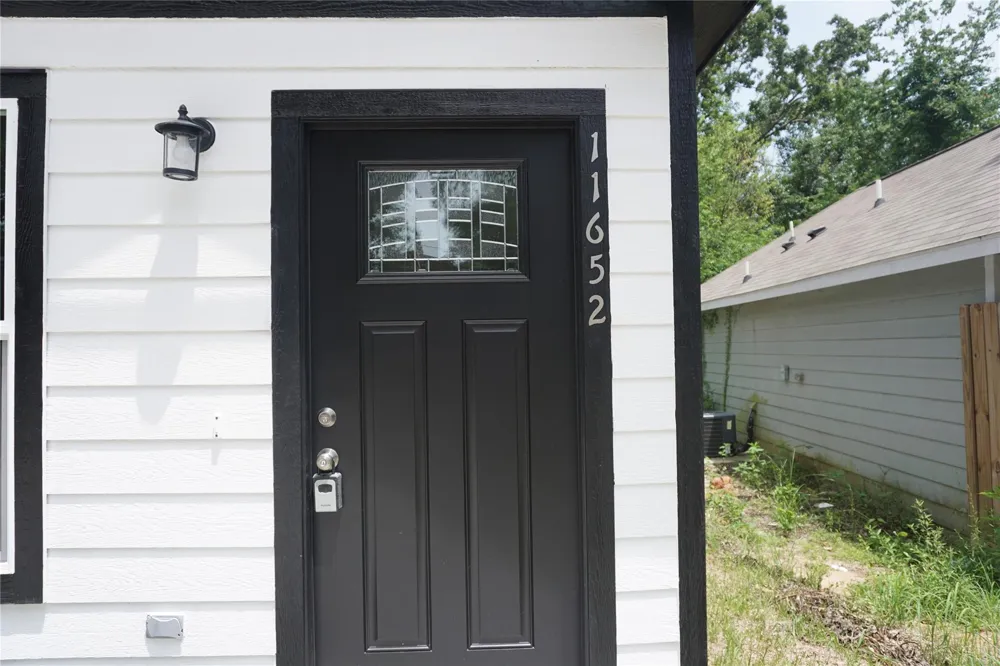 11652 Vistawood Willis, TX 77318