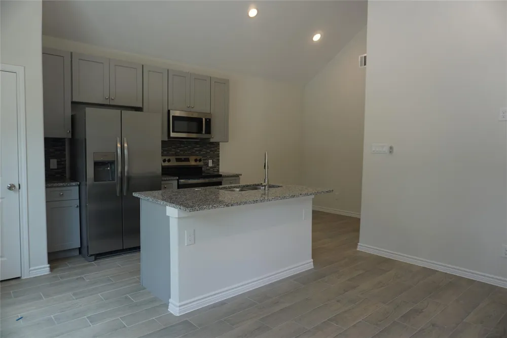 11652 Vistawood Willis, TX 77318