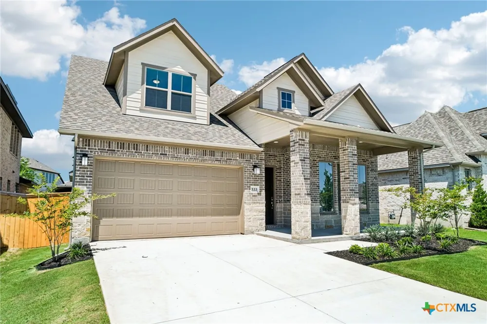 533 Prickly Poppy Loop Kyle, TX 78640
