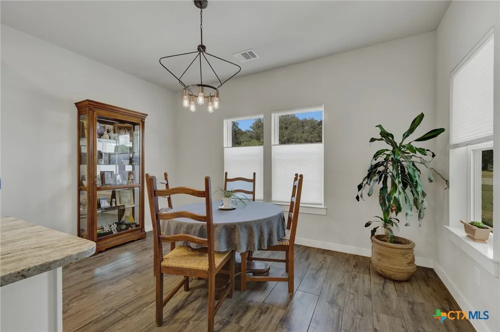2870 Candlelight Drive Canyon Lake, TX 78133
