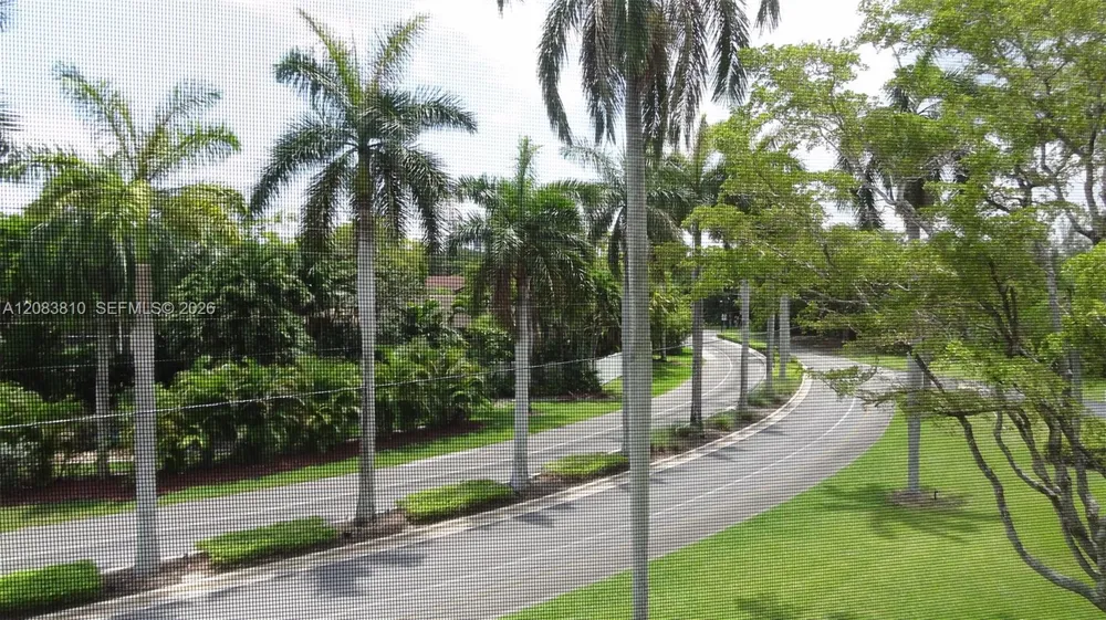 700 Layne Blvd #319 Hallandale Beach, FL 33009