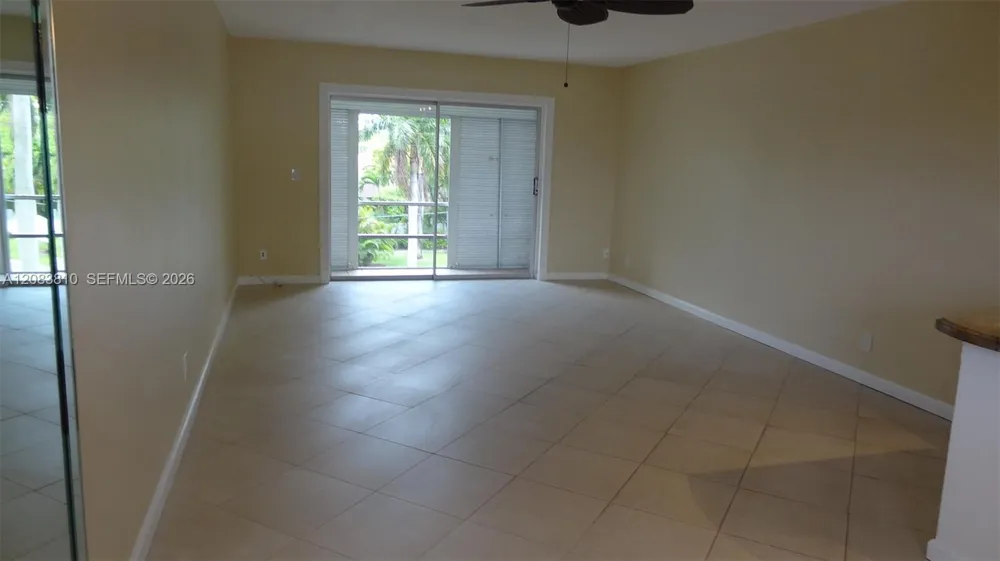700 Layne Blvd #319 Hallandale Beach, FL 33009