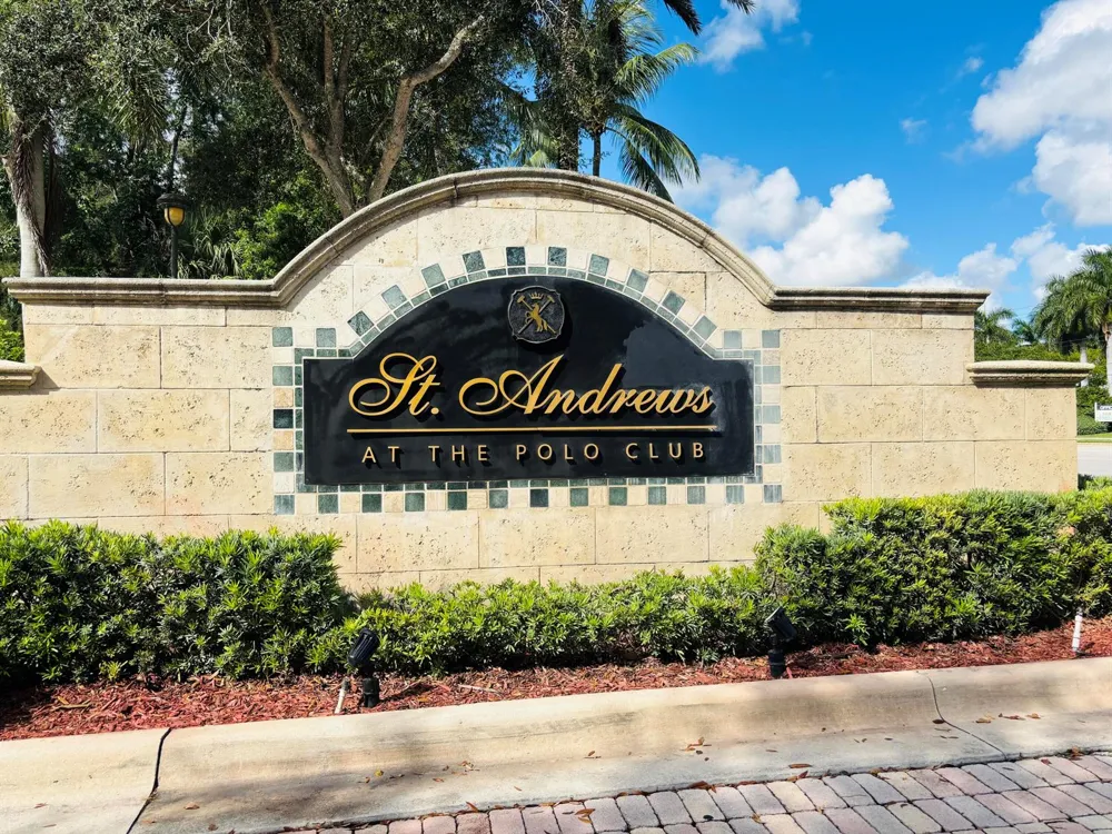 11750 SAINT ANDREWS PLACE #204 Wellington, FL 33414