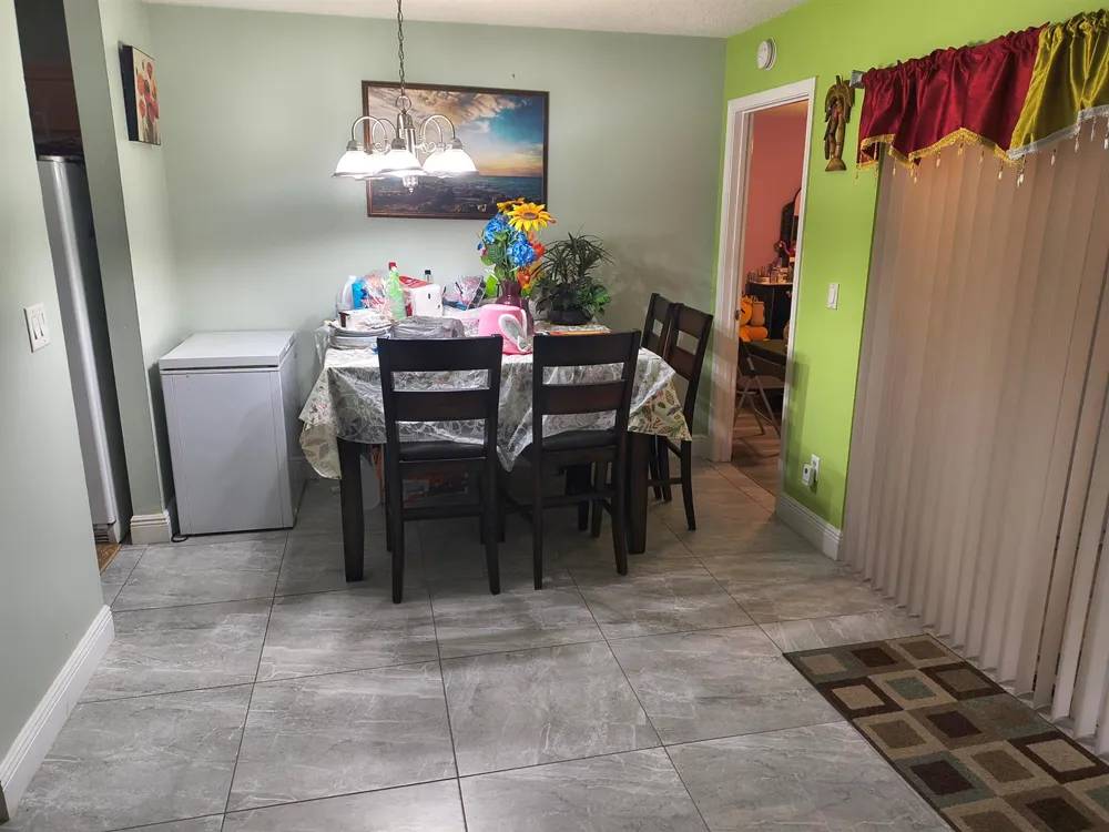5376 GENE CIRCLE West Palm Beach, FL 33415