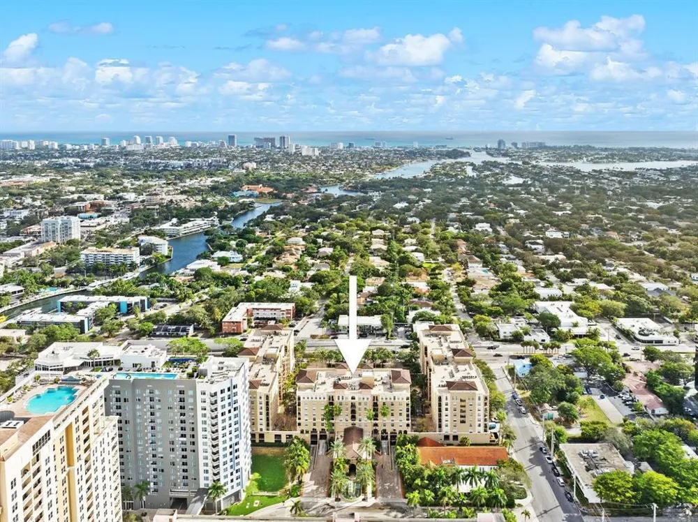 520 SE 5TH AVENUE #2202 Fort Lauderdale, FL 33301