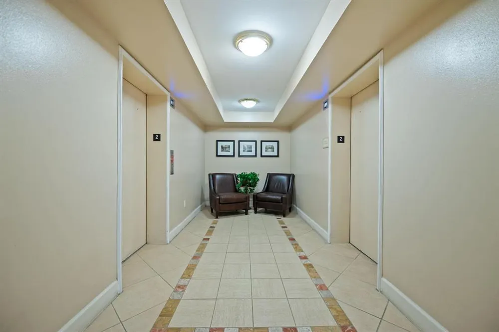 520 SE 5TH AVENUE #2202 Fort Lauderdale, FL 33301