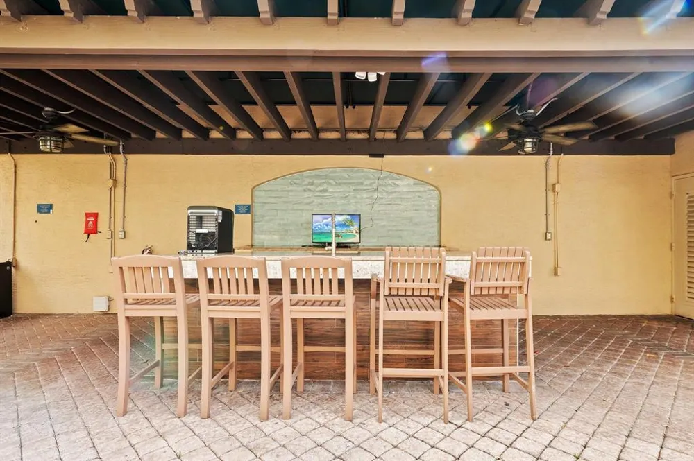 520 SE 5TH AVENUE #2202 Fort Lauderdale, FL 33301