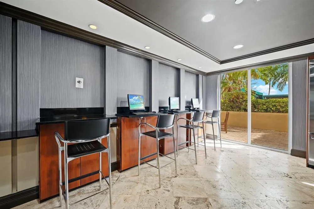 520 SE 5TH AVENUE #2202 Fort Lauderdale, FL 33301