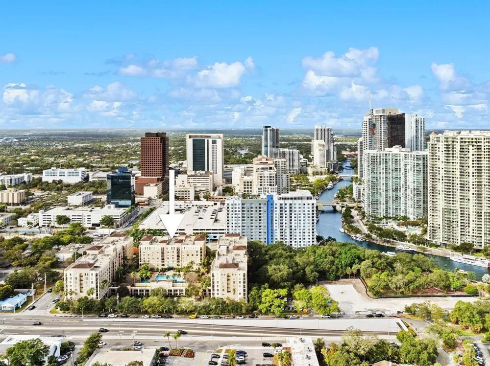 520 SE 5TH AVENUE #2202 Fort Lauderdale, FL 33301
