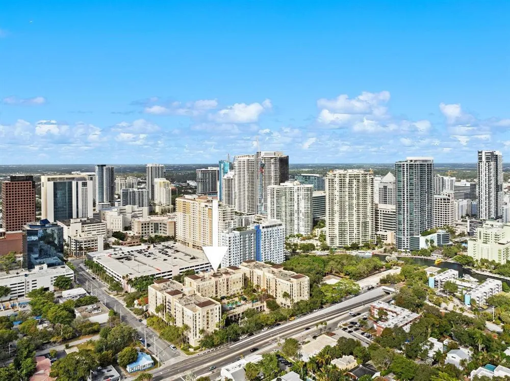 520 SE 5TH AVENUE #2202 Fort Lauderdale, FL 33301