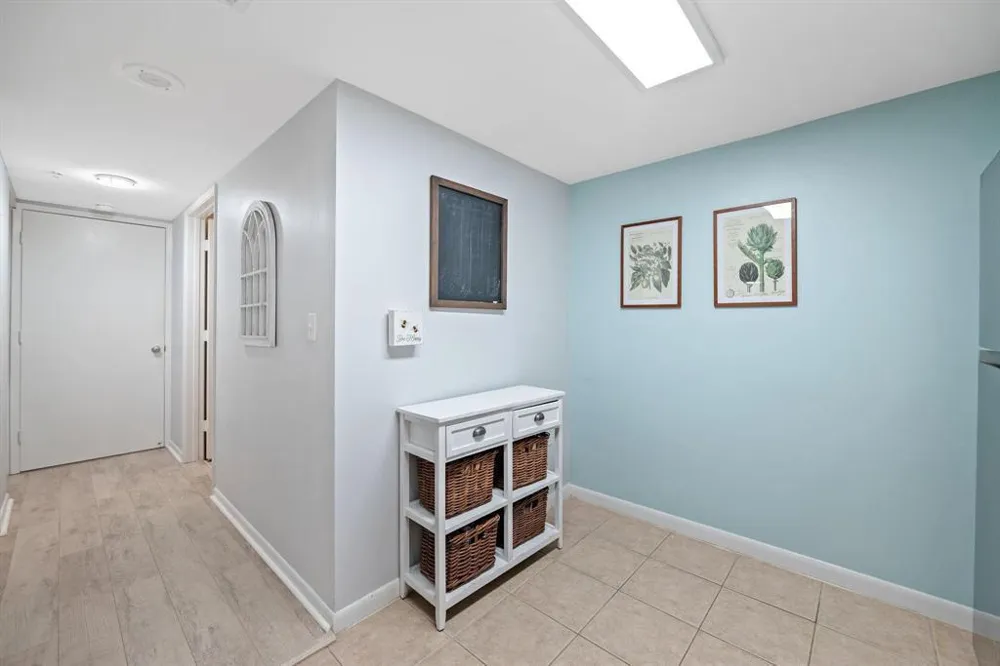 520 SE 5TH AVENUE #2202 Fort Lauderdale, FL 33301