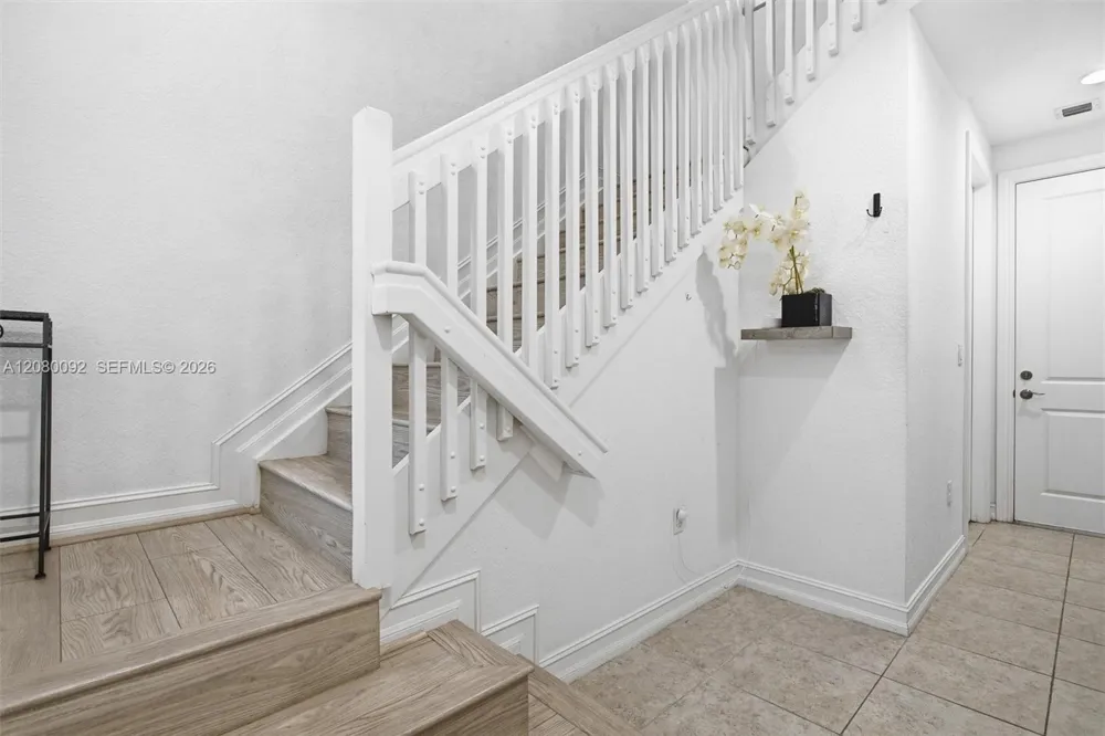 11621 SW 13th Ct Pembroke Pines, FL 33025