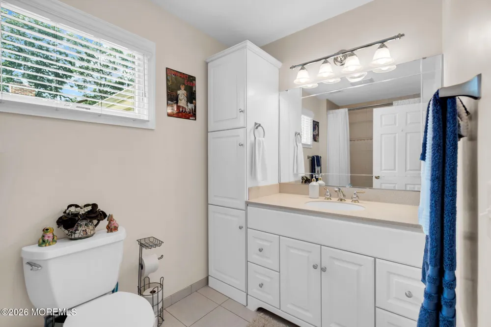 177 10th Street Belford, NJ 07718