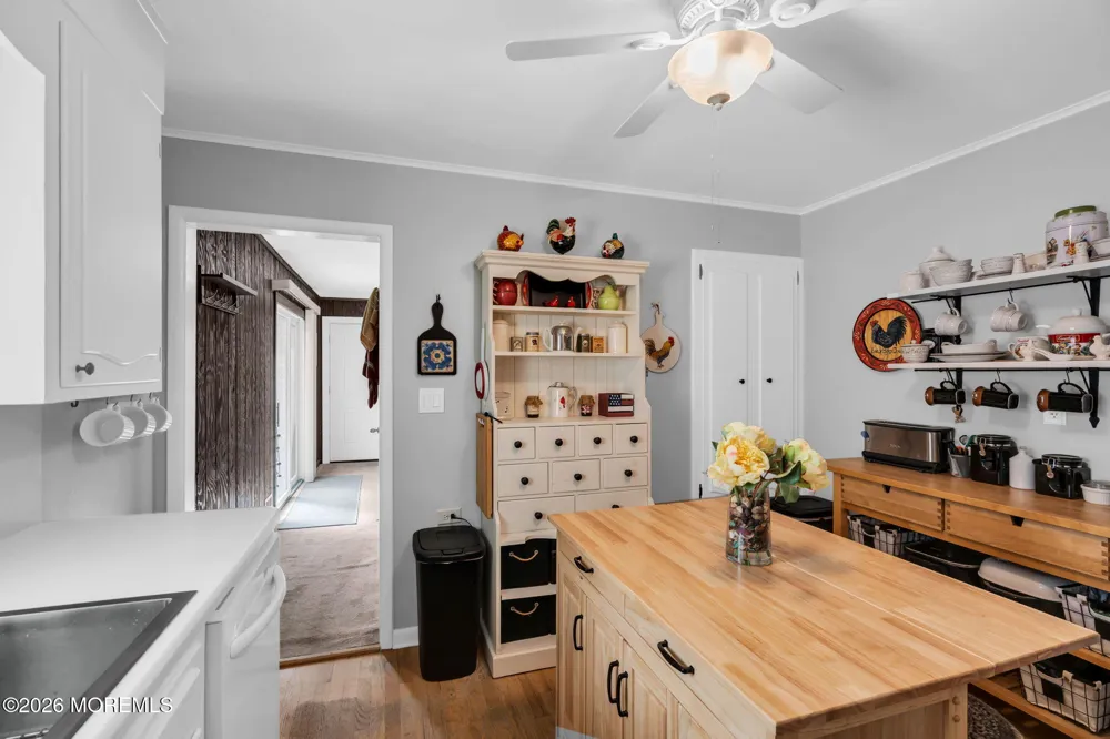 177 10th Street Belford, NJ 07718