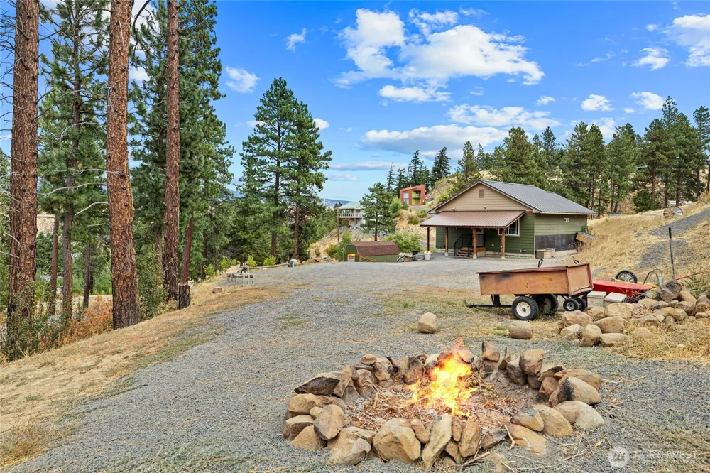 381 Twin Lakes Road Cle Elum, WA 98922