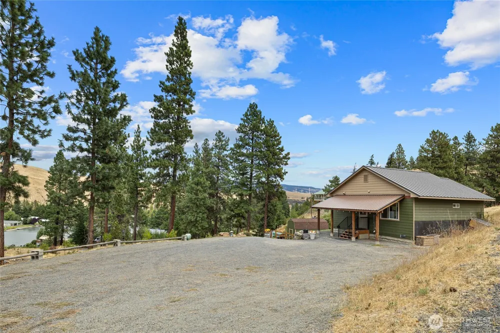 381 Twin Lakes Road Cle Elum, WA 98922