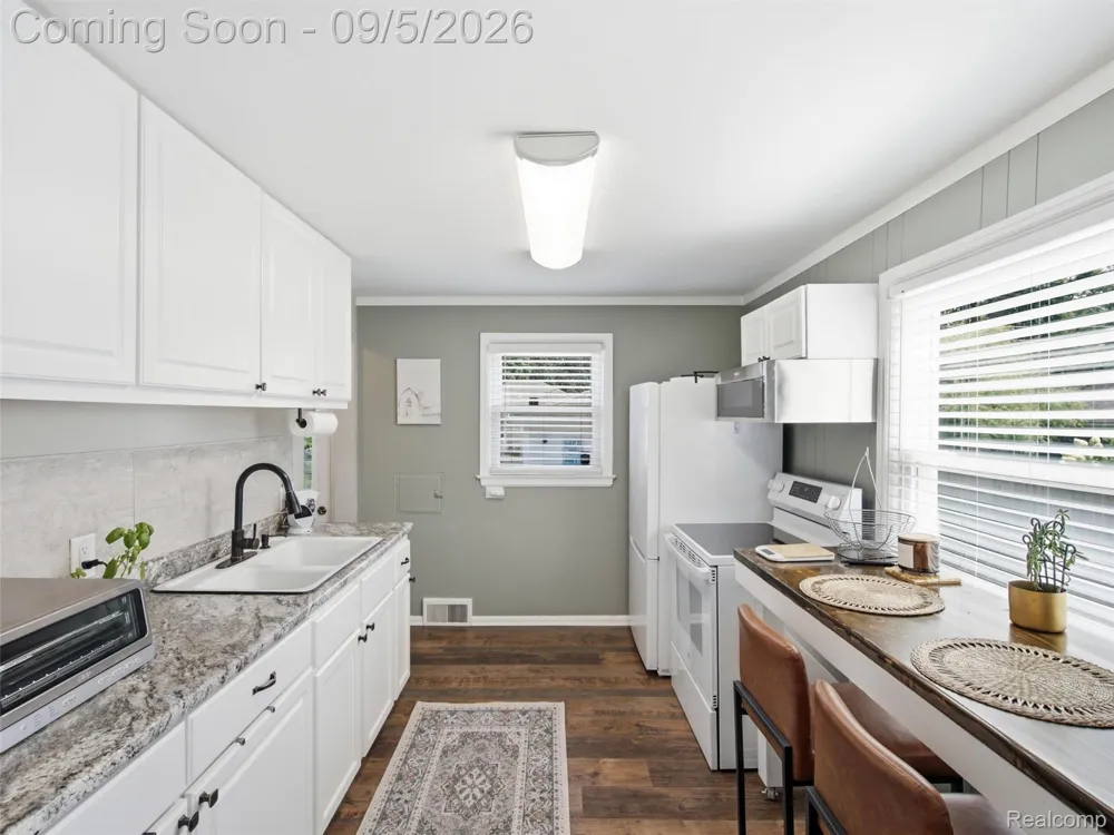 3012 Cooper Avenue Port Huron City, MI 48060