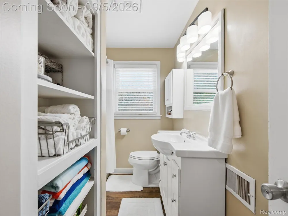 3012 Cooper Avenue Port Huron City, MI 48060