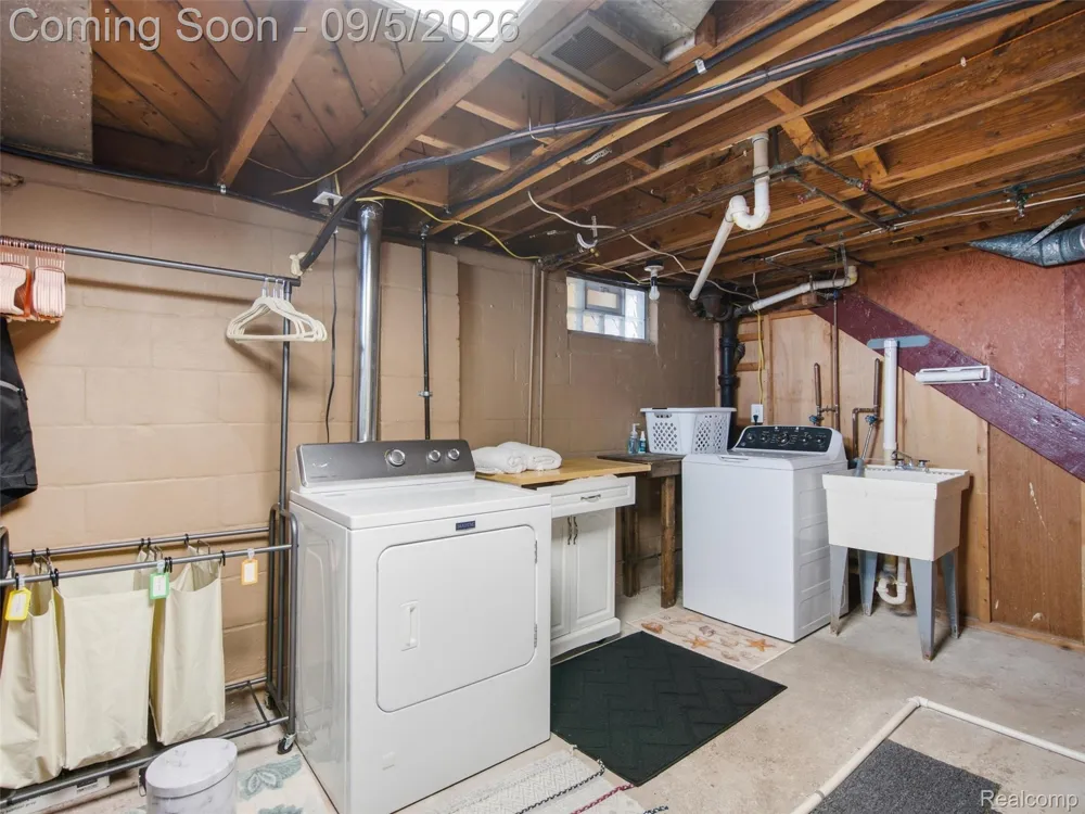 3012 Cooper Avenue Port Huron City, MI 48060