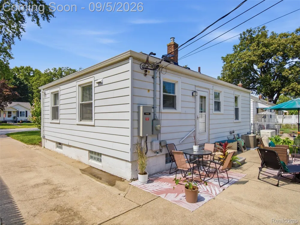 3012 Cooper Avenue Port Huron City, MI 48060